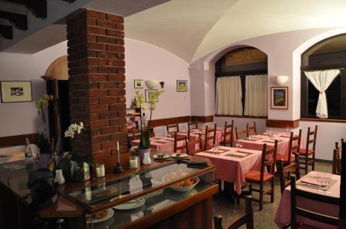Albergo Ponte Vecchio Черноббіо Екстер'єр фото