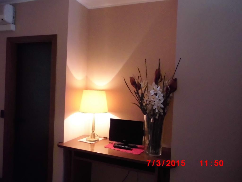 Albergo Ponte Vecchio Черноббіо Номер фото